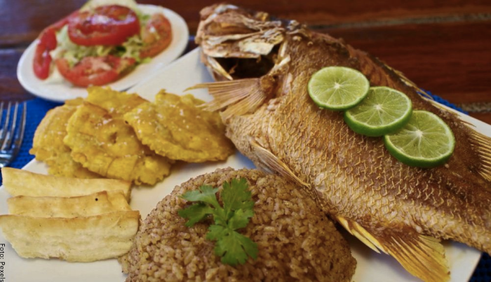 Arroz de coco y Pescado